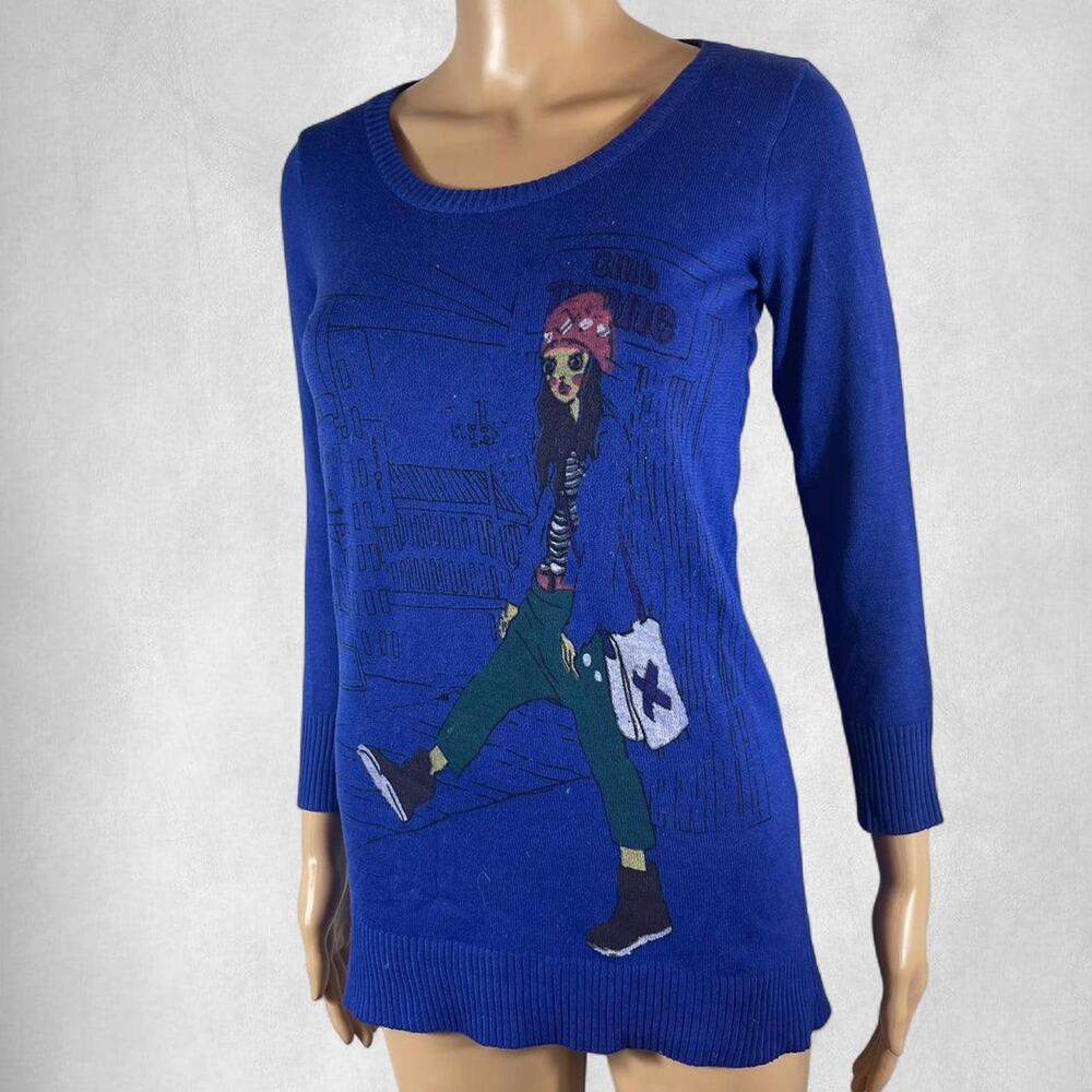 Blue graphic new york girl
